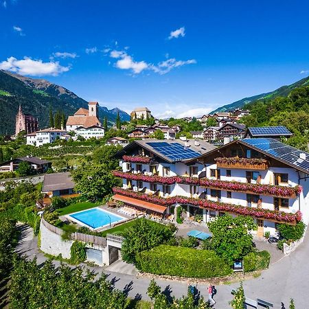Hotel-Garni Appartement Gartenheim 첸나 외부 사진