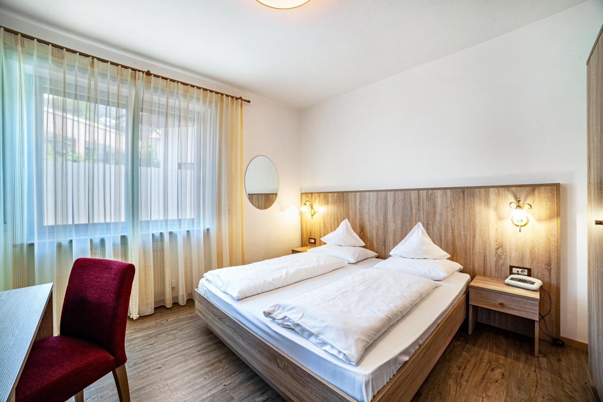 Hotel-Garni Appartement Gartenheim 첸나 외부 사진