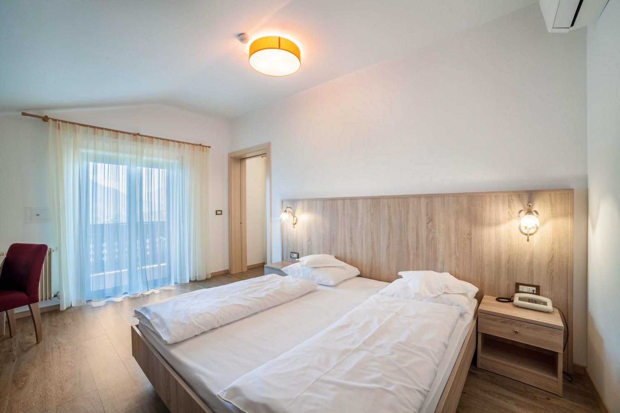 Hotel-Garni Appartement Gartenheim 첸나 외부 사진