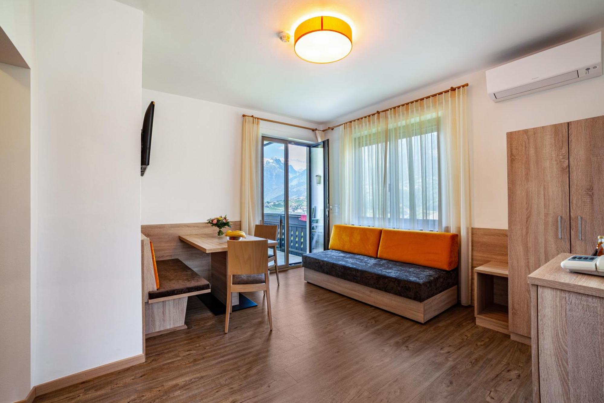 Hotel-Garni Appartement Gartenheim 첸나 외부 사진