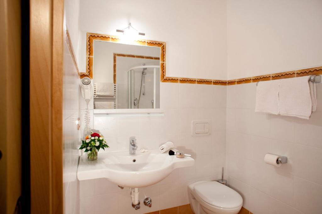 Hotel-Garni Appartement Gartenheim 첸나 객실 사진