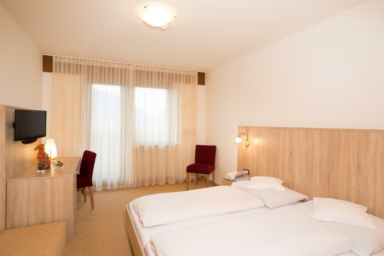 Hotel-Garni Appartement Gartenheim 첸나 외부 사진